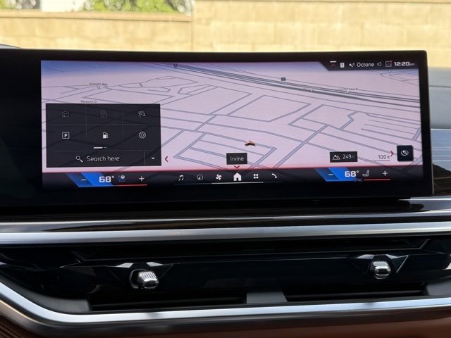 Used 2025 BMW X7 M60i image 25