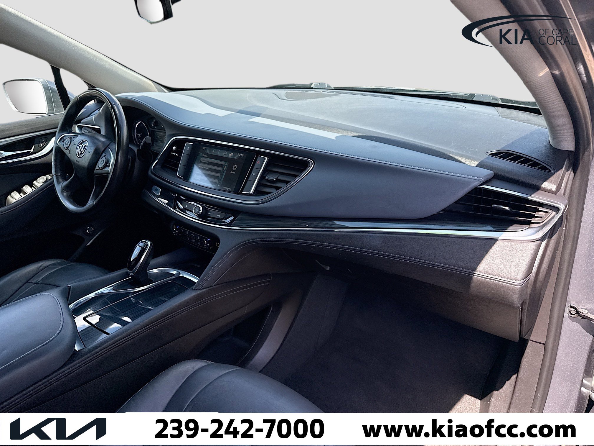 Used 2019 Buick Enclave Essence image 14