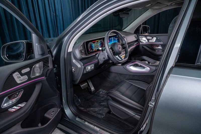 New 2026 Mercedes-Benz GLS 450 4MATIC image 11