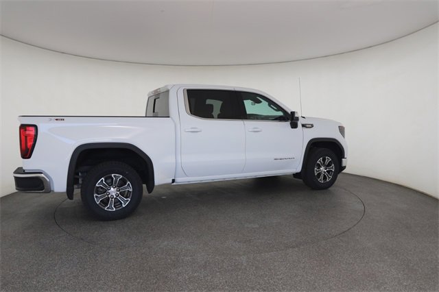Used 2023 GMC Sierra 1500 SLE image 21