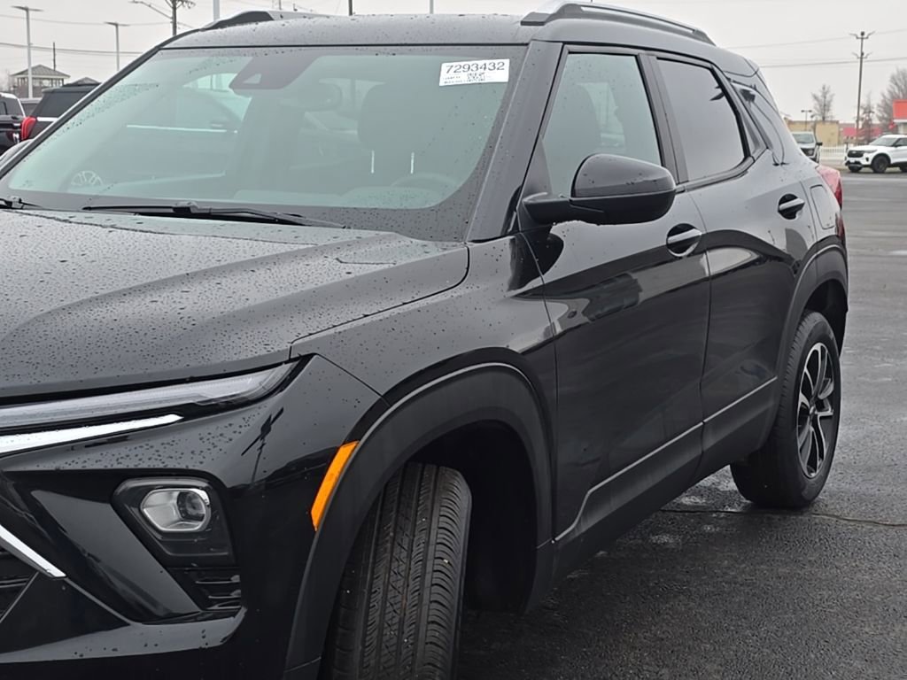 Used 2025 Chevrolet TrailBlazer LT w/ Convenience Package image 55