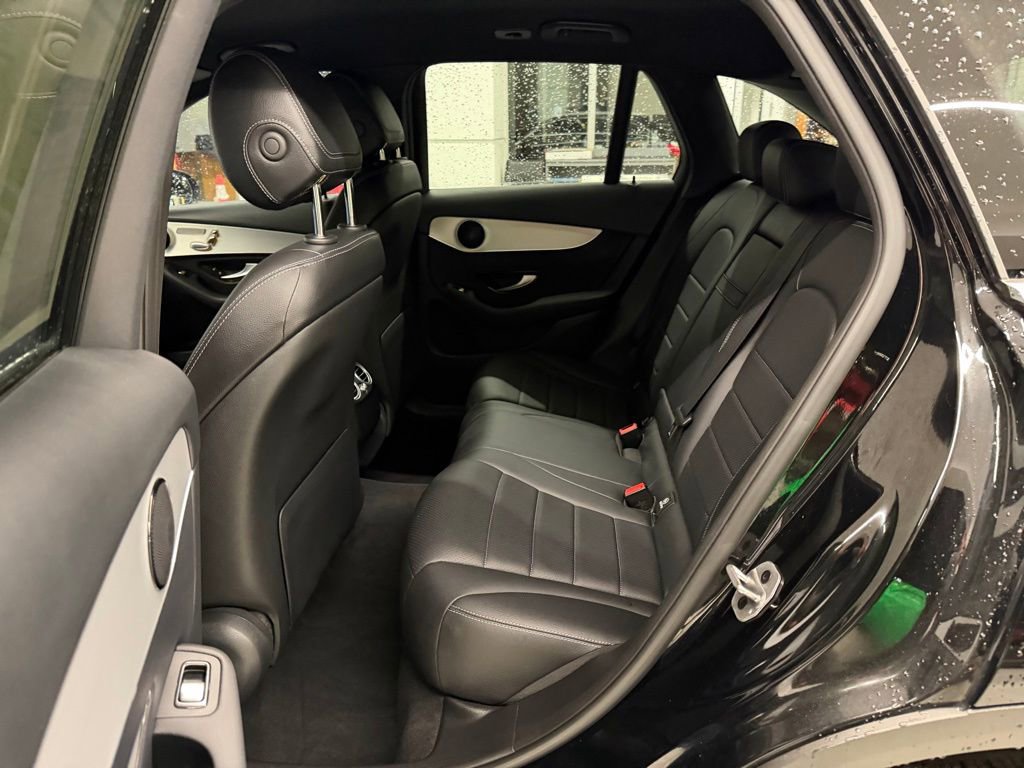 Used 2022 Mercedes-Benz GLC 300 4MATIC image 27