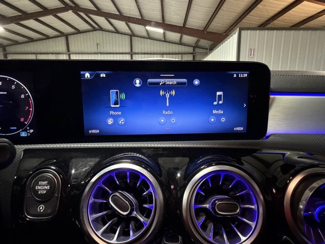 Used 2025 Mercedes-Benz CLA 250 image 17