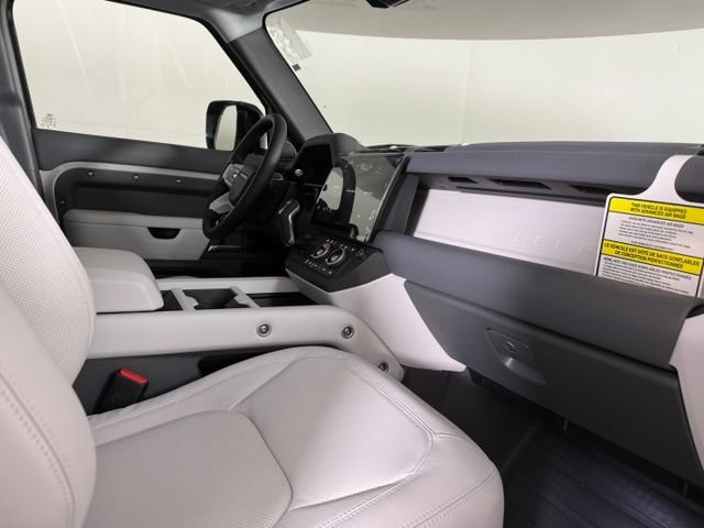 New 2026 Land Rover Defender 130 S AWD/4WD image 33