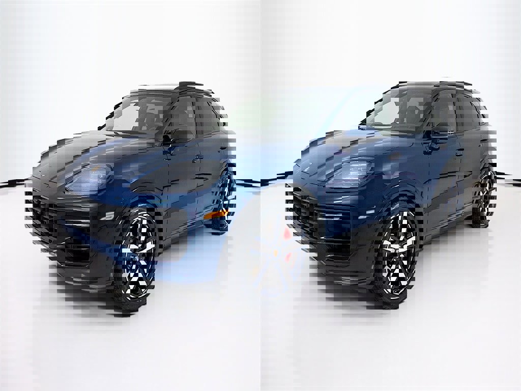 New 2026 Porsche Cayenne GTS image 1