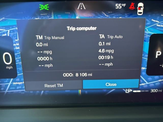 Certified 2025 Volvo XC60 B5 Plus AWD/4WD image 21