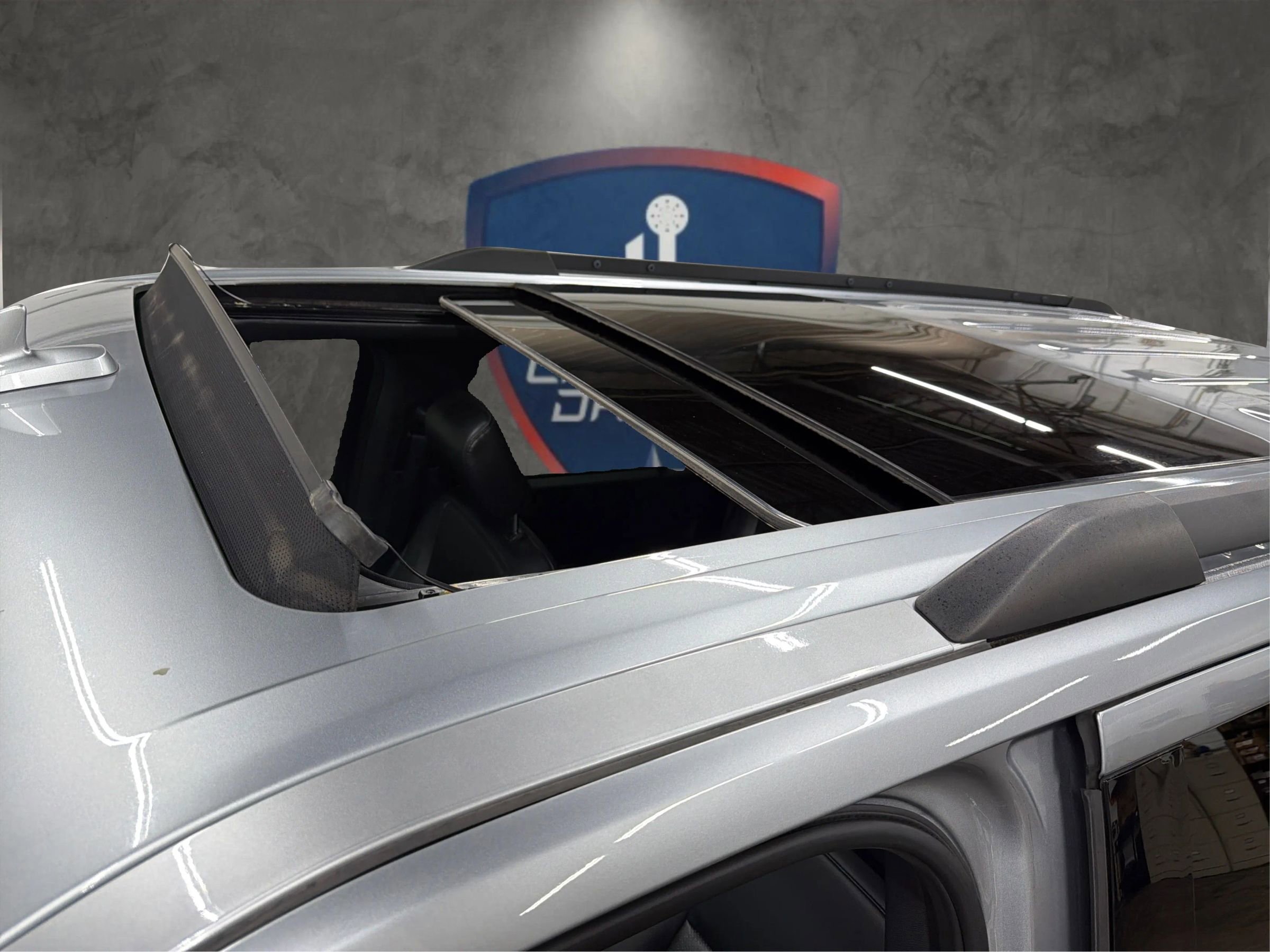 Used 2020 Ford Expedition Max XLT w/ Equipment Group 202A image 10