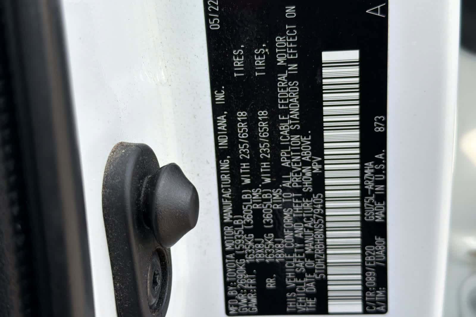Used 2022 Toyota Highlander XLE AWD/4WD image 31