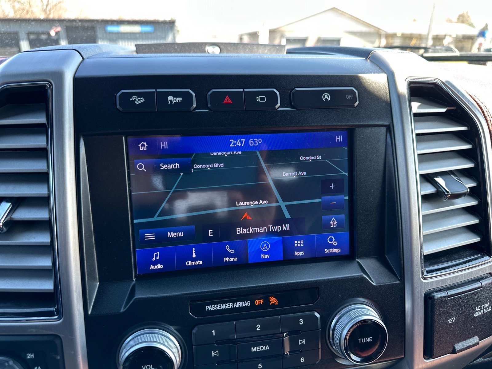 Used 2020 Ford F150 Platinum w/ Technology Package image 38