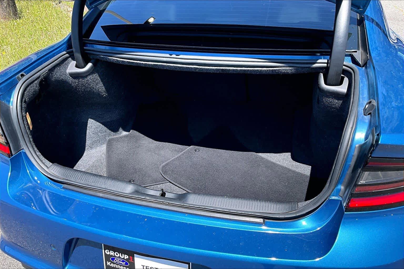 Used 2022 Dodge Charger Scat Pack RWD image 32