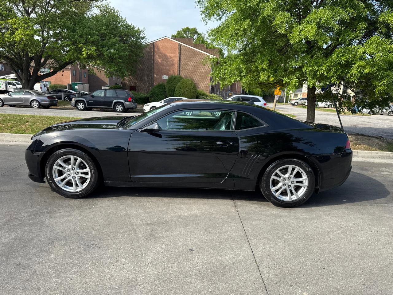 Used 2015 Chevrolet Camaro LT image 3
