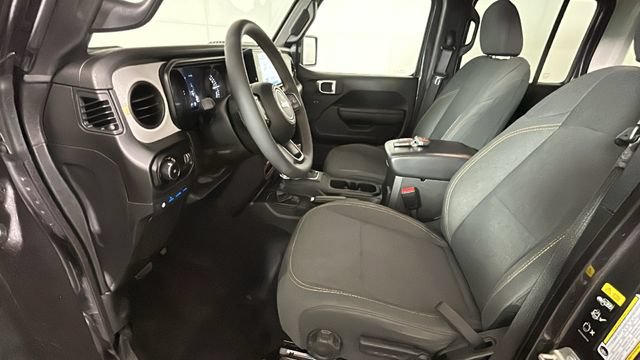 Used 2024 Jeep Wrangler Unlimited w/ Convenience Group AWD/4WD image 11