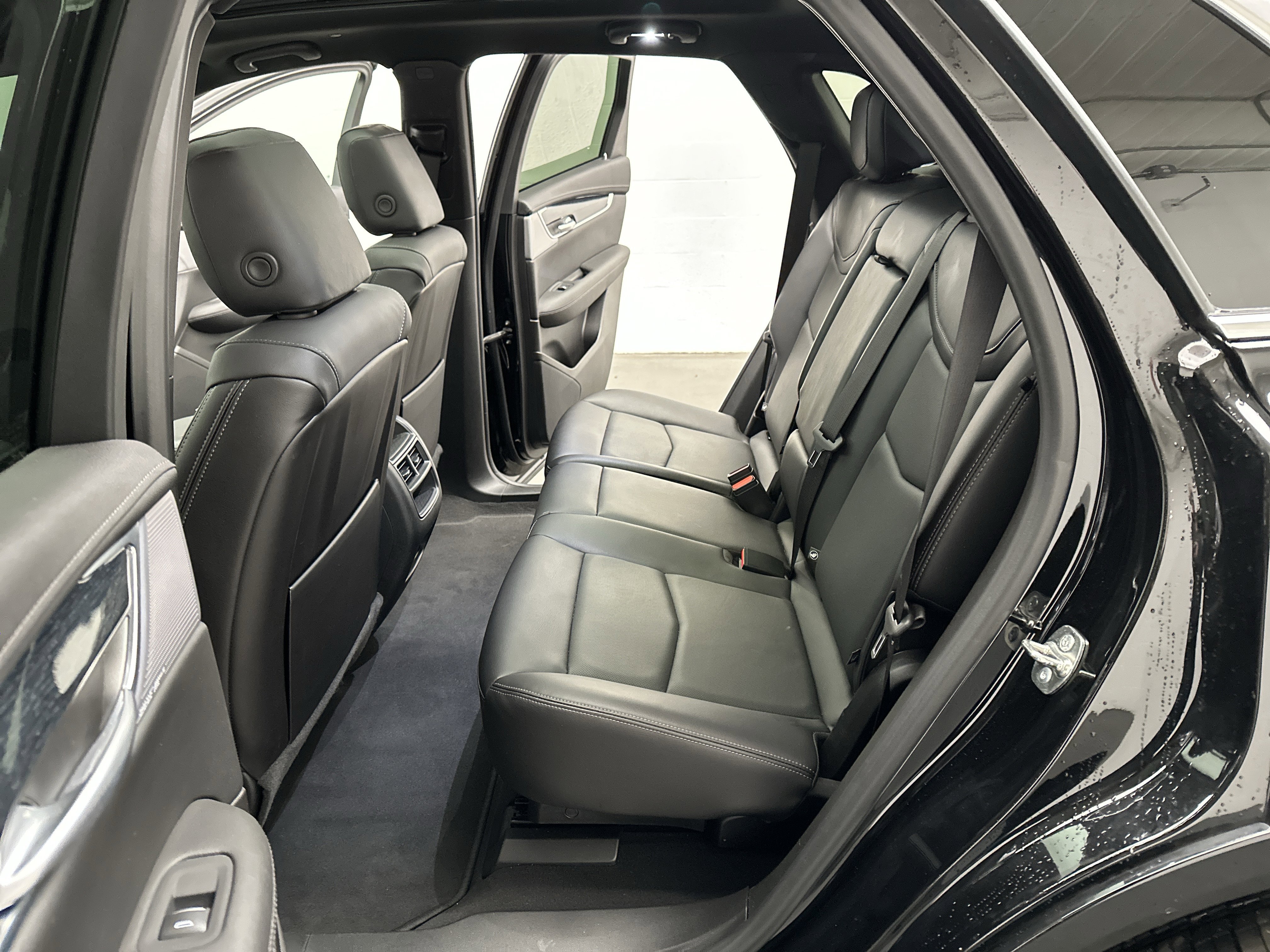 Used 2025 Cadillac XT5 Premium Luxury image 24