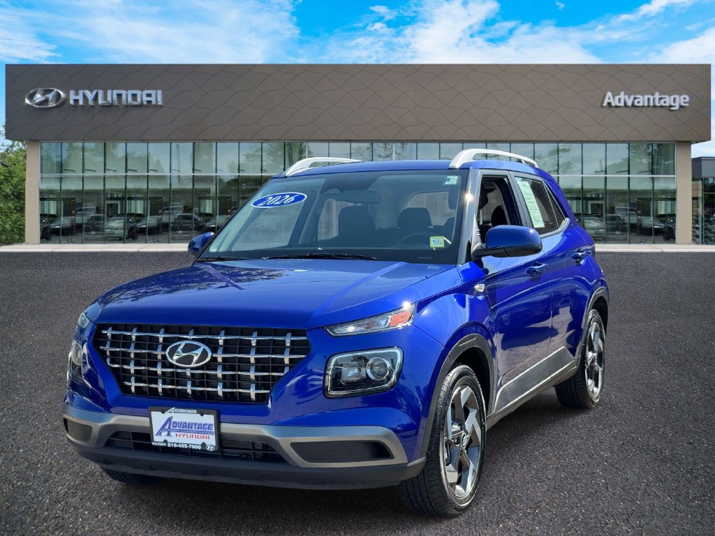 Used 2026 Hyundai Venue SEL FWD image 4