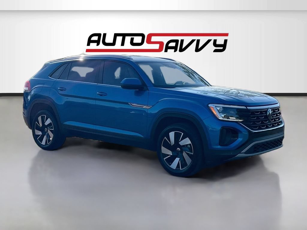Used 2024 Volkswagen Atlas Cross Sport SE FWD image 1