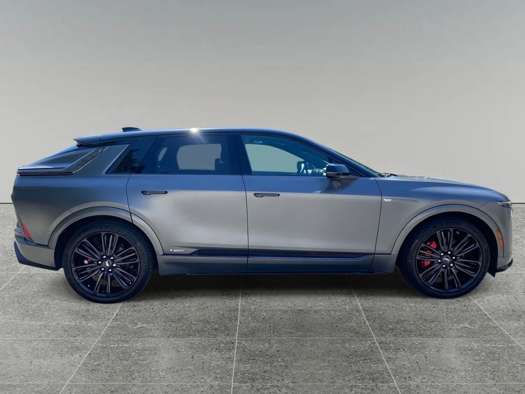 New 2026 Cadillac Lyriq V AWD/4WD image 6