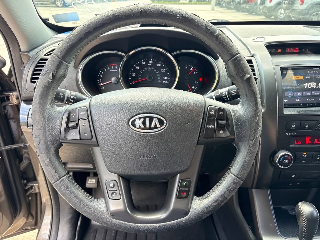 Used 2013 Kia Sorento EX image 17