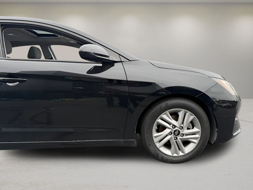 Used 2020 Hyundai Elantra Value Edition FWD image 21