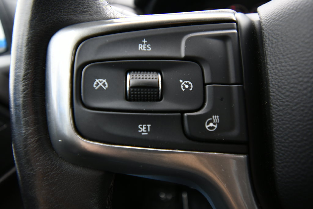 Used 2022 Chevrolet Silverado 1500 LT Trail Boss w/ Bed Protection Package AWD/4WD image 22