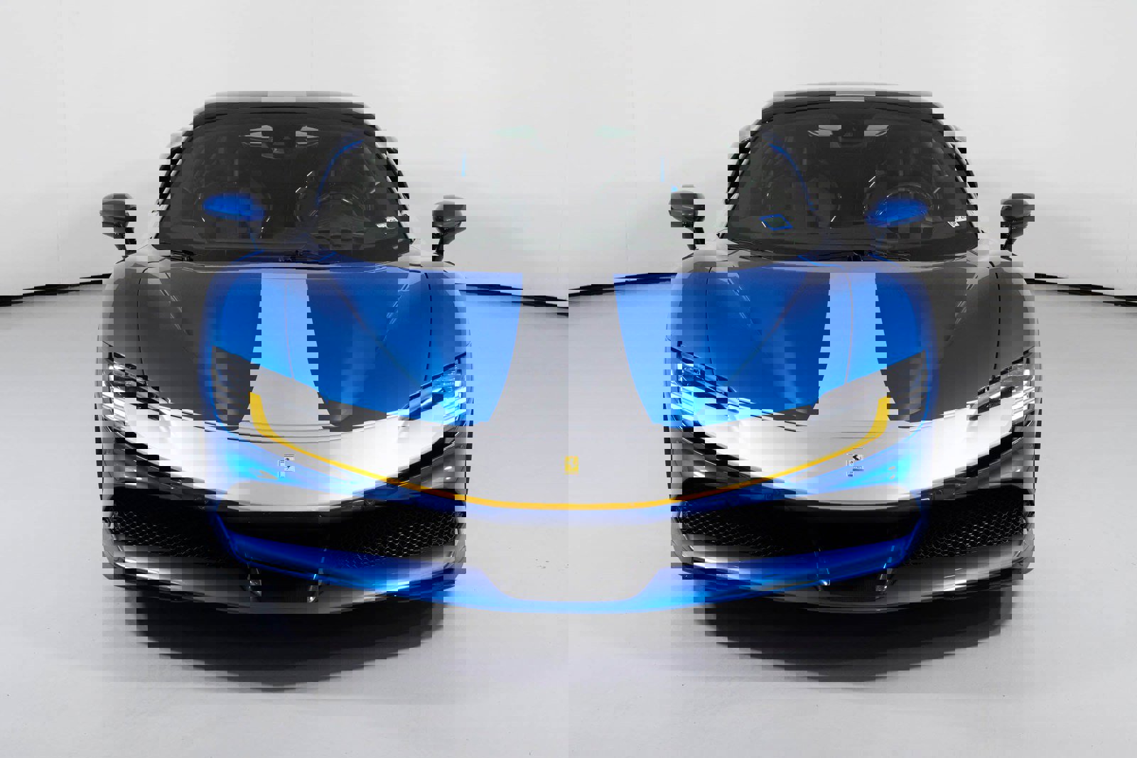 Used 2022 Ferrari SF90 Spider image 34