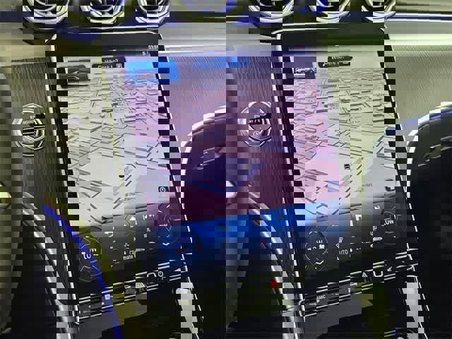 Certified 2025 Mercedes-Benz C 300 4MATIC Sedan image 30