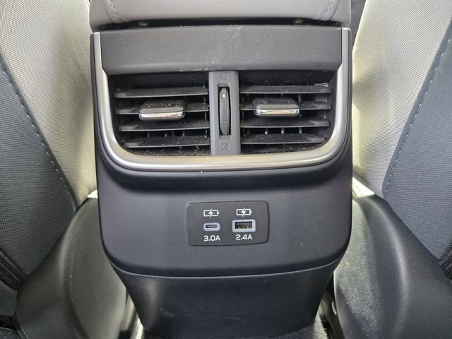 Used 2025 Subaru Legacy Premium image 15