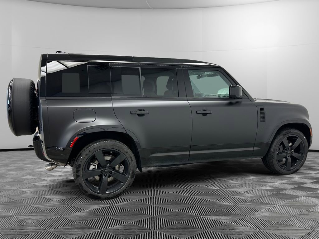 New 2026 Land Rover Defender 110 X-Dynamic SE AWD/4WD image 6