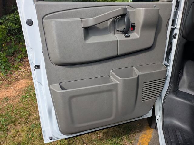 New 2026 Chevrolet Express 2500 w/ Driver Convenience Package RWD image 8