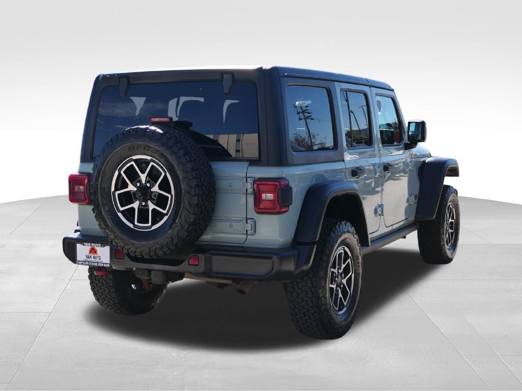 Certified 2024 Jeep Wrangler Unlimited Rubicon AWD/4WD image 2