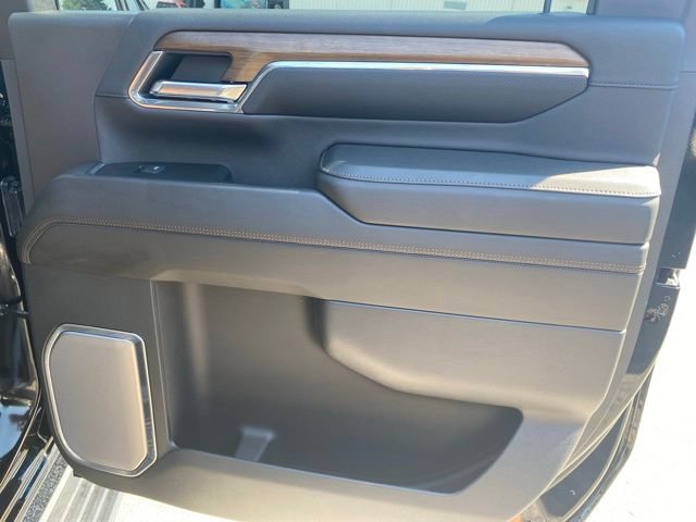 Used 2024 Chevrolet Silverado 2500 High Country AWD/4WD image 41