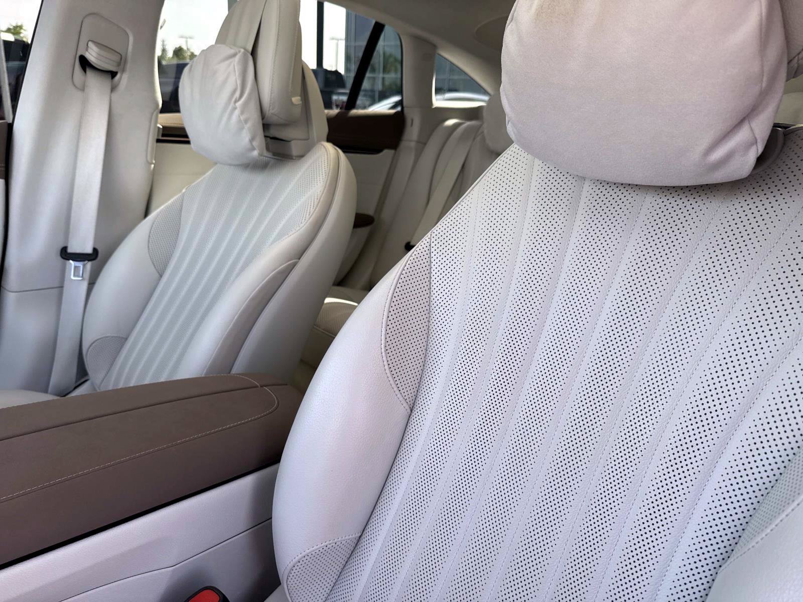 Used 2022 Mercedes-Benz EQS 580 4MATIC Sedan image 21