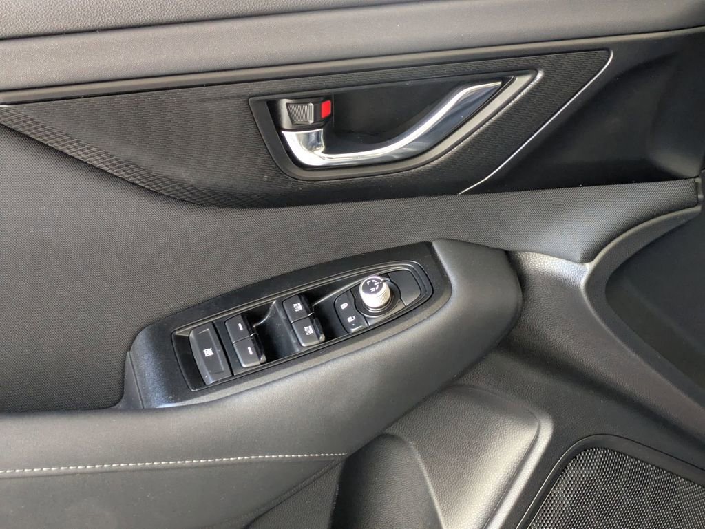 Used 2025 Subaru Outback Premium image 13