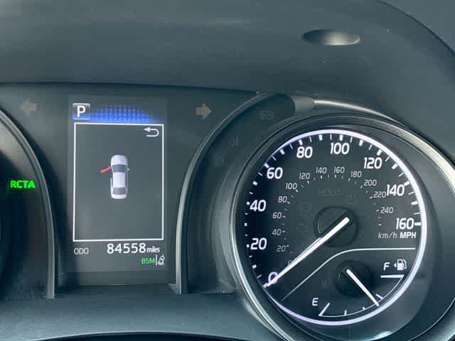 Used 2021 Toyota Camry SE w/ Convenience Package FWD image 19