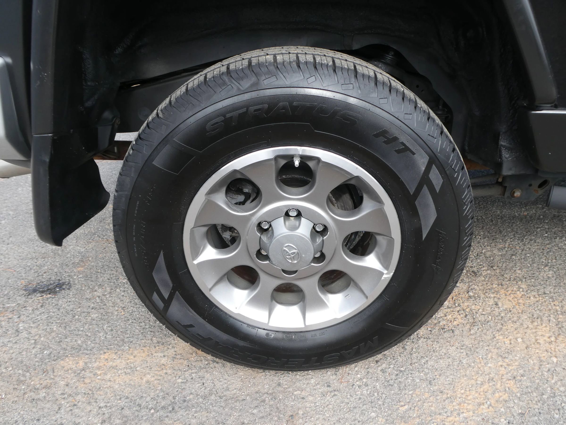 Used 2012 Toyota FJ Cruiser 4WD image 31