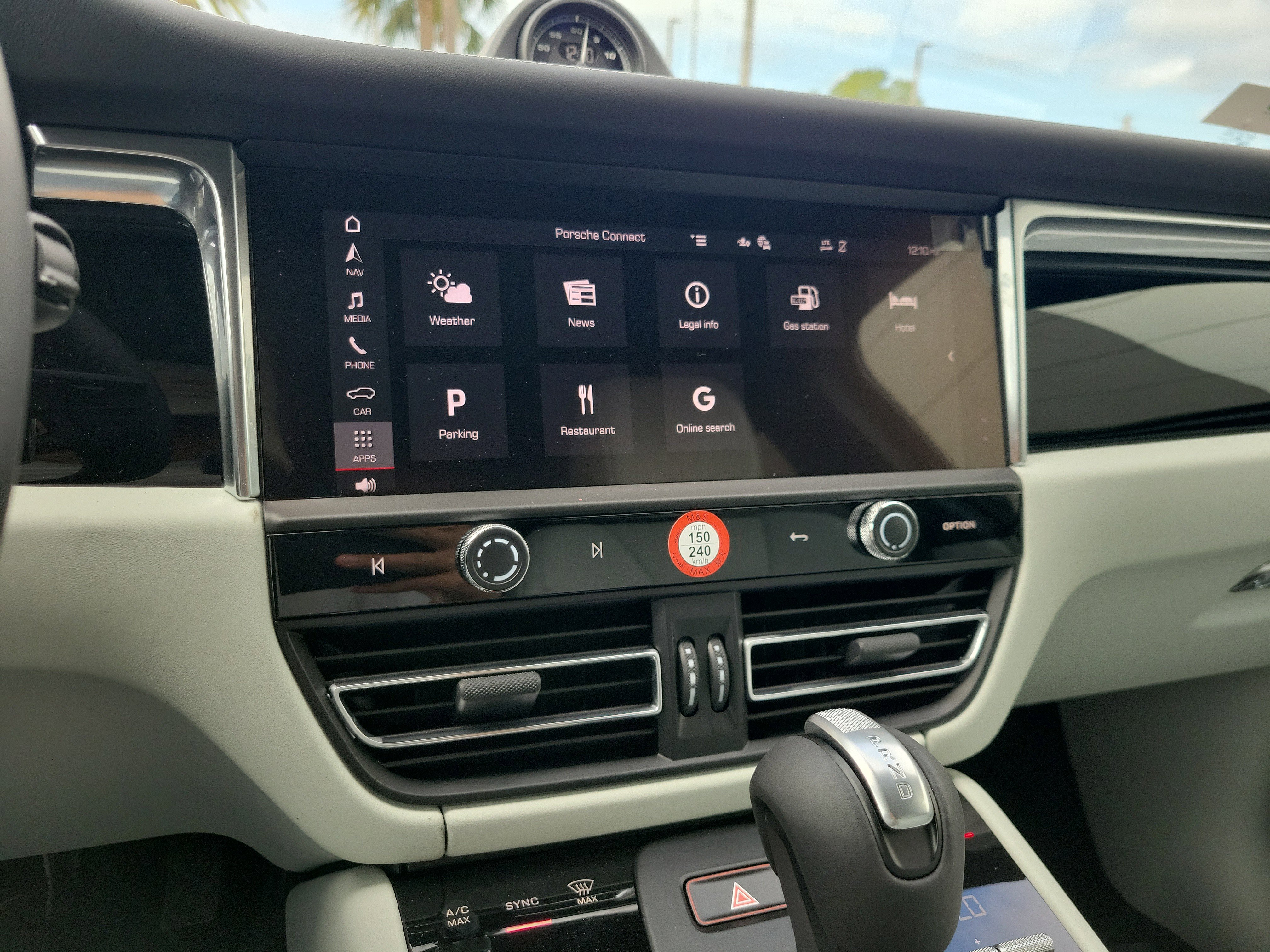New 2026 Porsche Macan AWD/4WD image 29