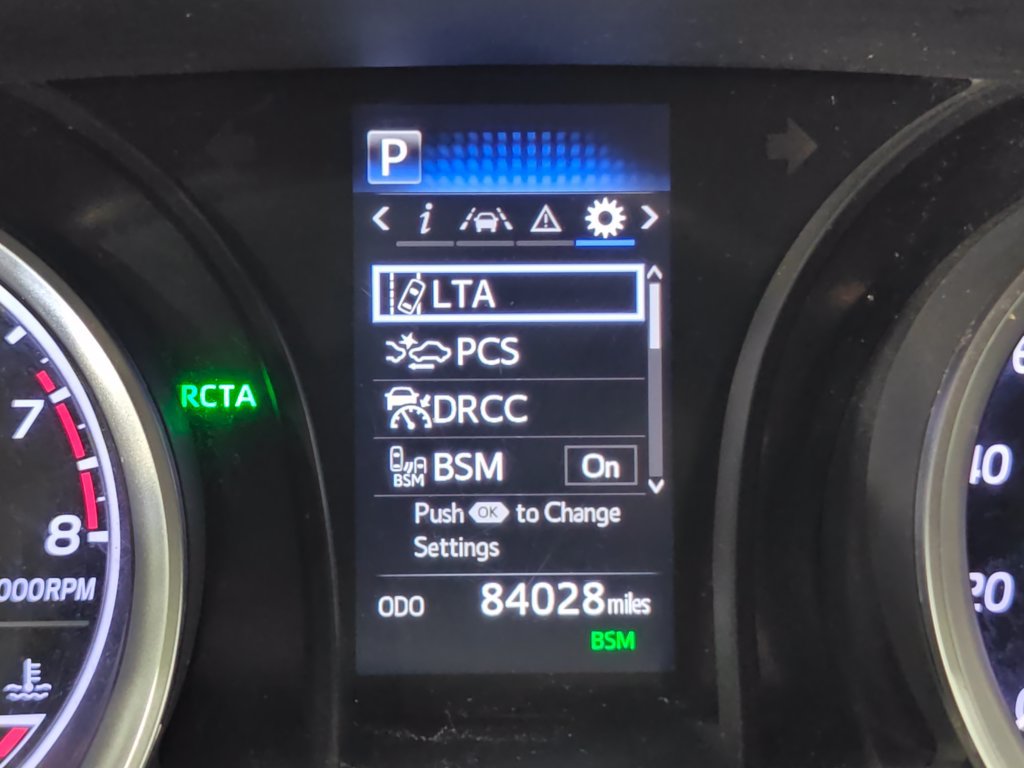 Used 2024 Toyota Camry LE FWD image 32