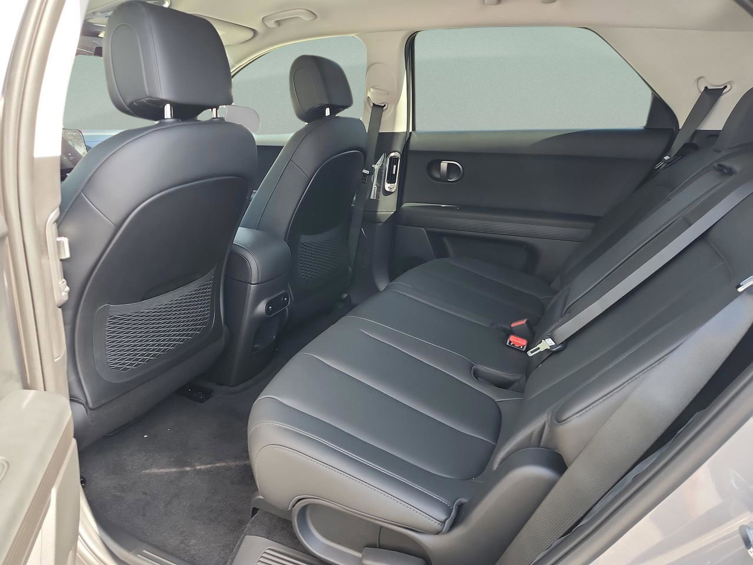 New 2026 Hyundai Ioniq 5 SEL image 16