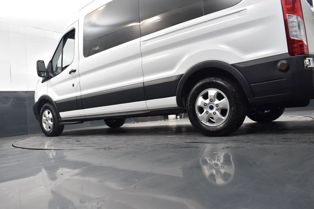 Used 2019 Ford Transit 350 XLT image 22