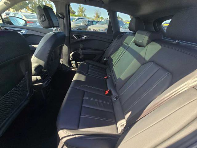 Used 2023 Audi Q4 e-tron Premium Plus w/ Premium Plus image 21
