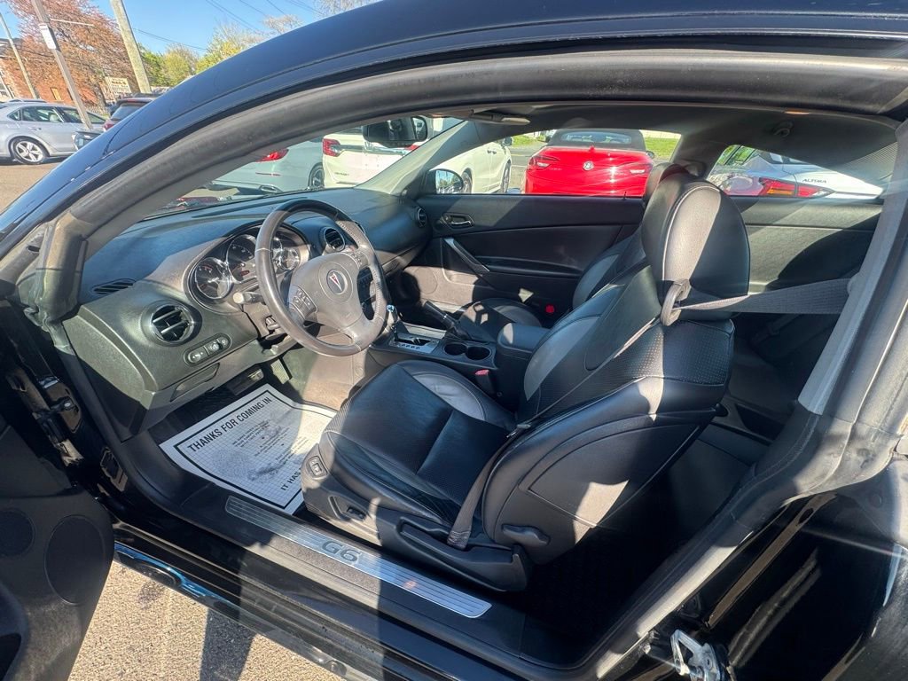 Used 2008 Pontiac G6 GXP w/ Sun And Sound Package FWD image 31