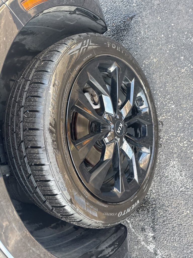 Used 2021 Kia Sorento SX image 14