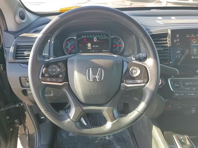Used 2022 Honda Pilot Touring image 16
