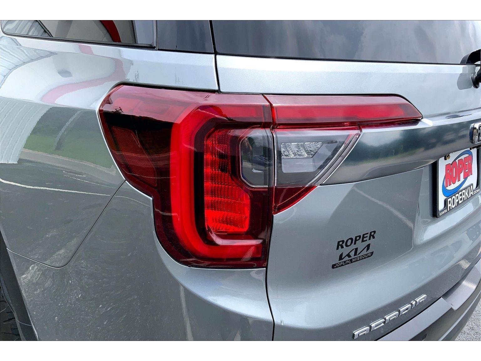 Used 2023 GMC Acadia AT4 w/ Preferred Package AWD/4WD image 29