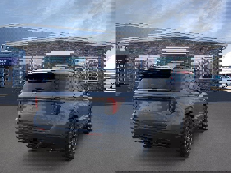 New 2026 Ford Explorer ST-Line w/ ST-Line Street Pack image 8
