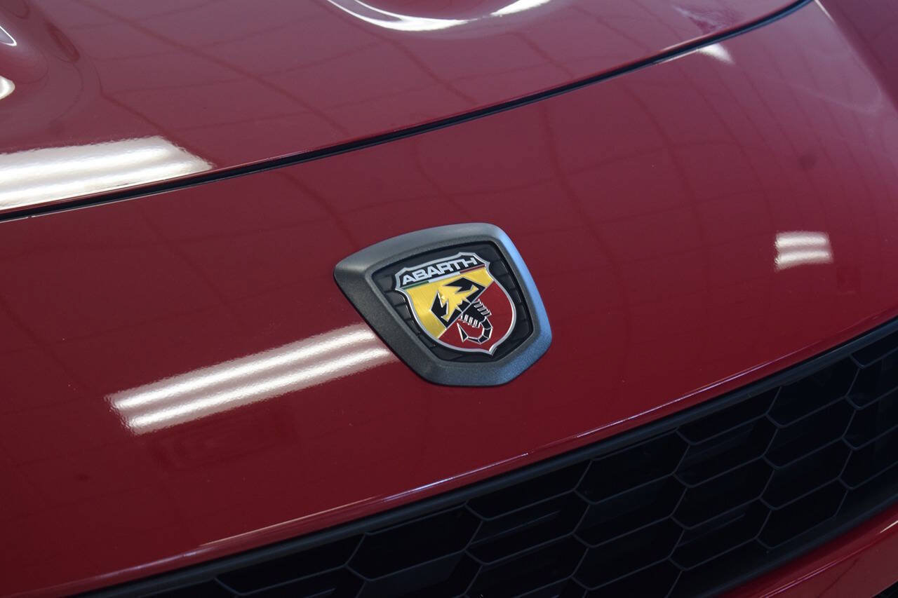 Used 2020 FIAT 124 Spider Abarth w/ Convenience Group RWD image 15