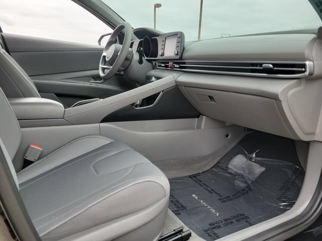 Used 2021 Hyundai Elantra SEL FWD image 22