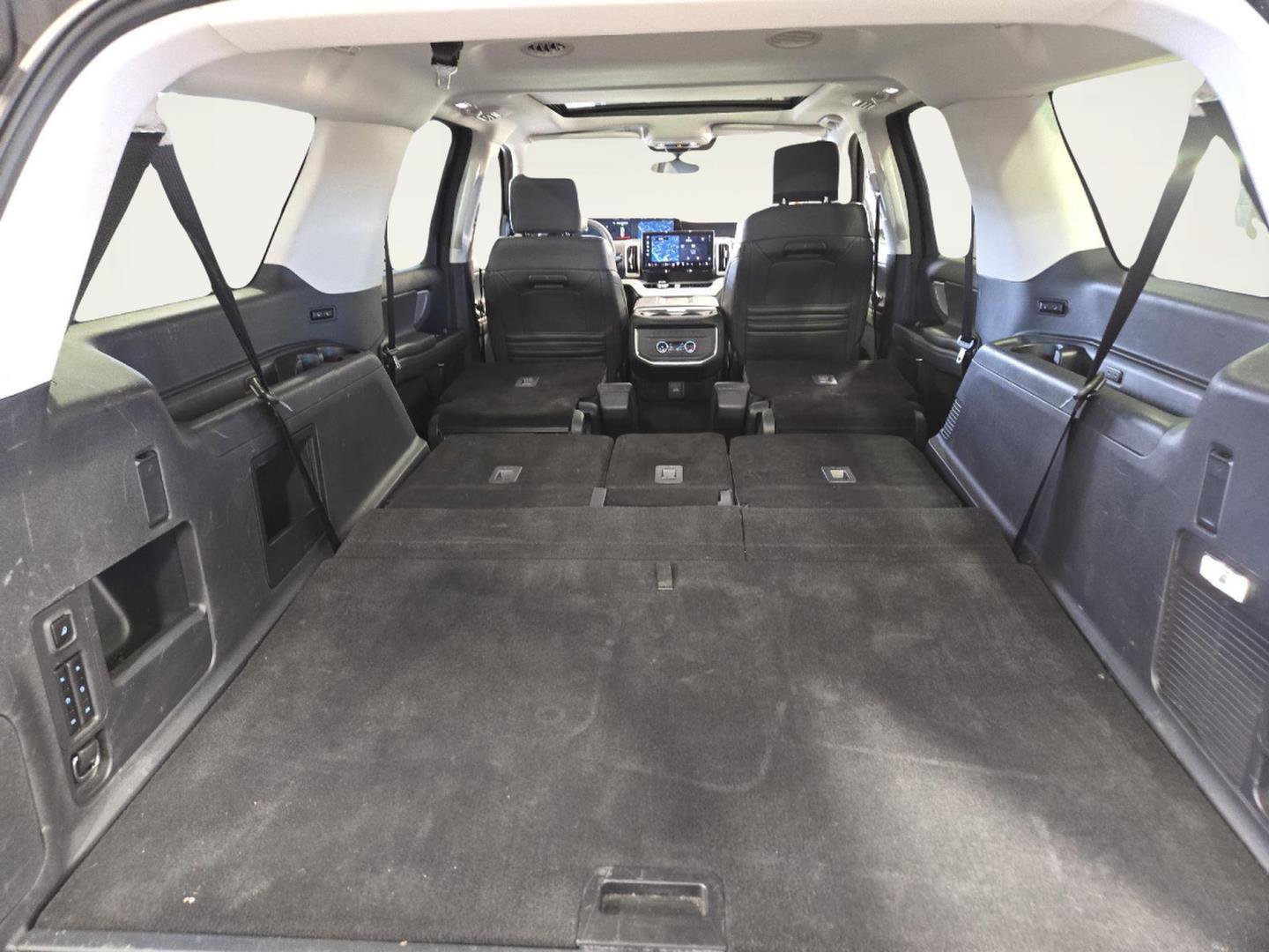 Used 2025 Ford Expedition Max Active image 49