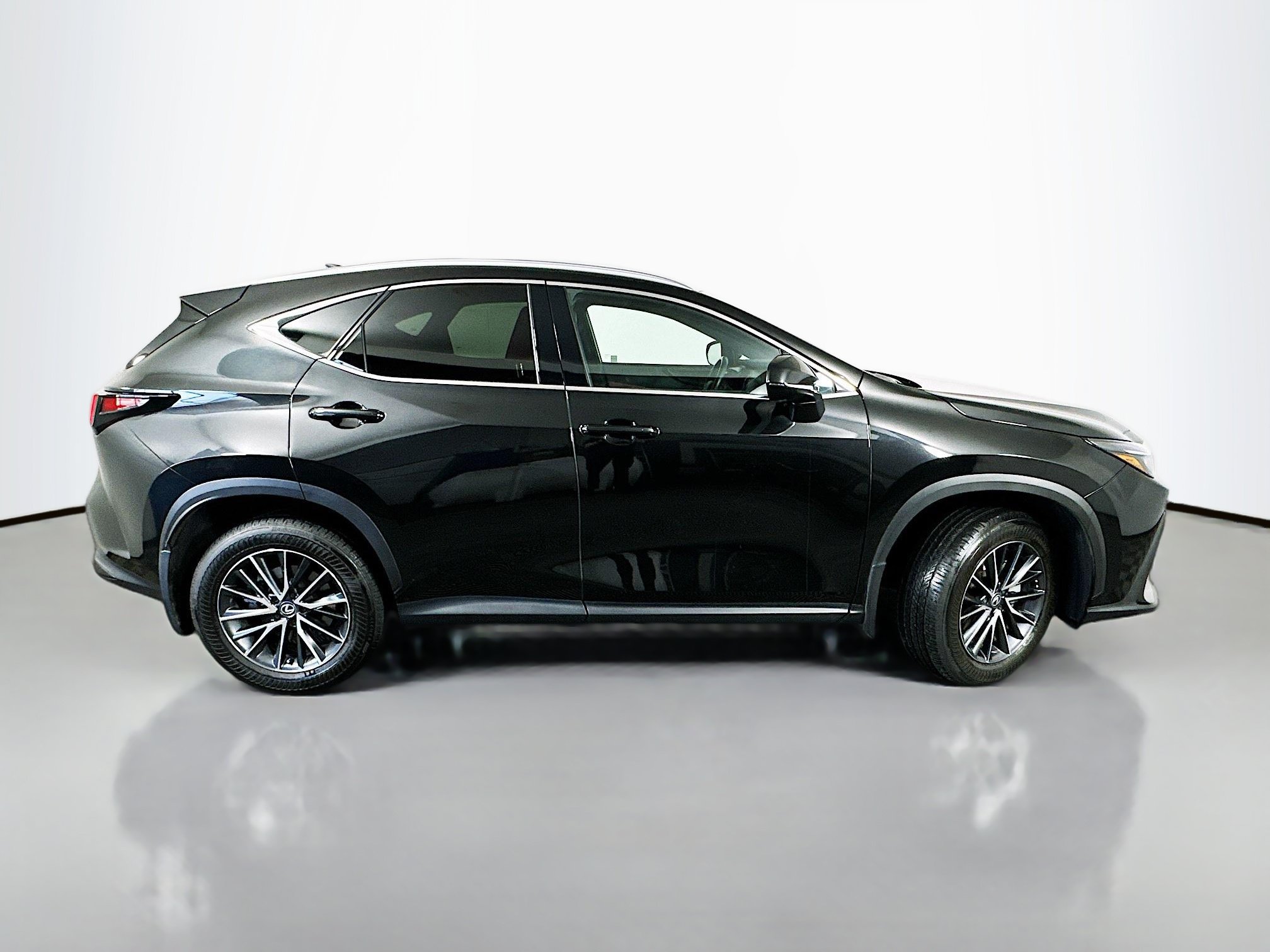 Certified 2025 Lexus NX 350 AWD w/ Accessory Package (2T) image 8