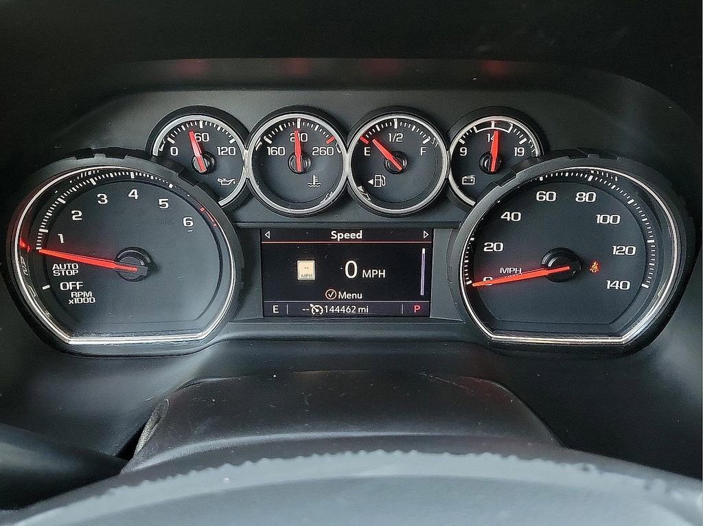 Used 2021 Chevrolet Tahoe RST w/ Luxury Package RWD image 17
