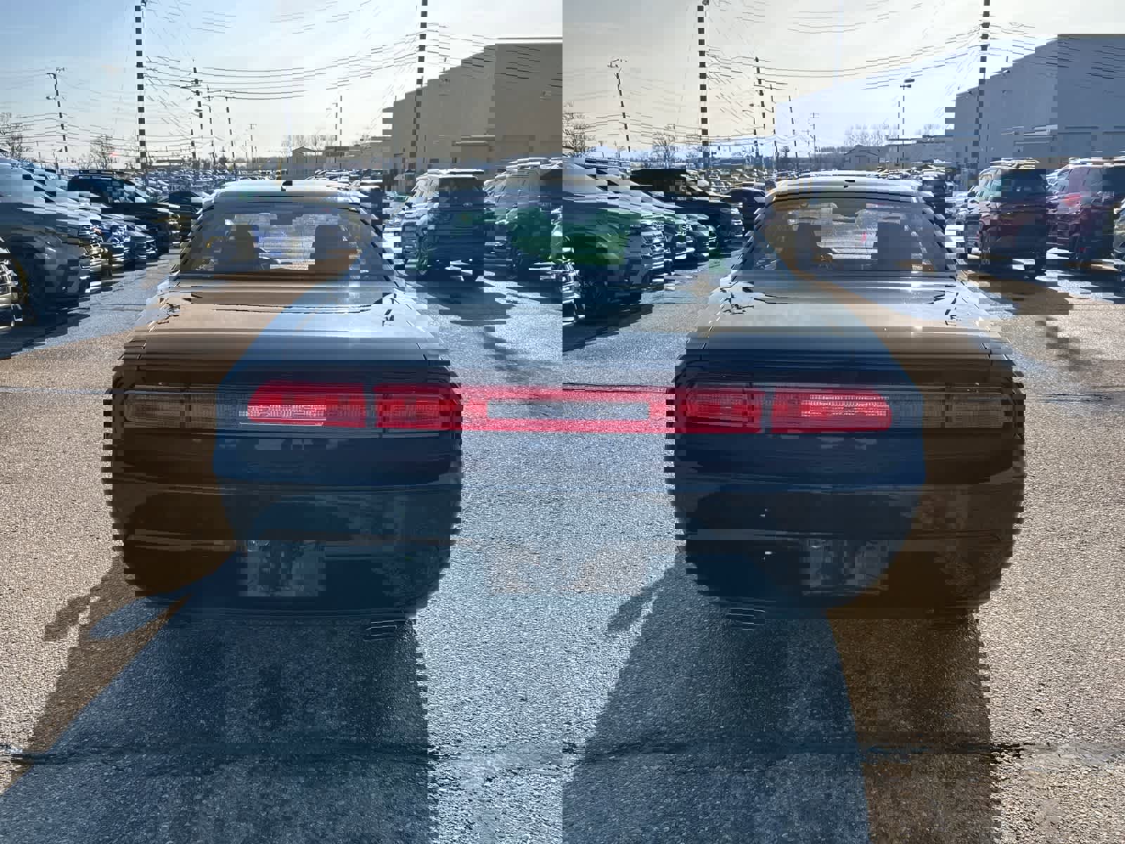 Used 2014 Dodge Challenger SXT image 12